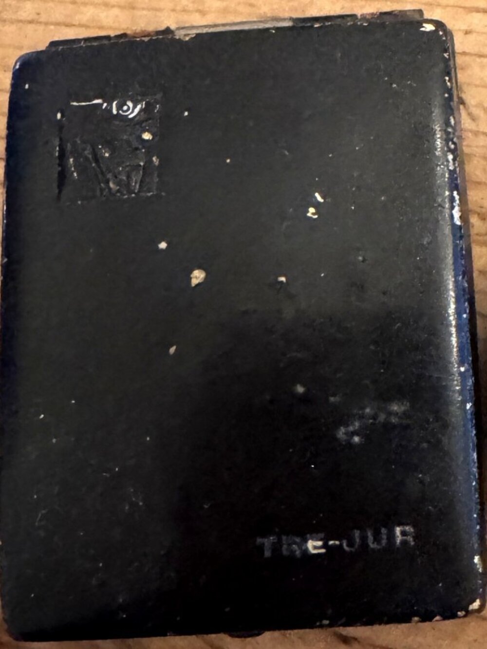 Antique 1920s Tre-Jur Black Enamel Art Deco Powder Compact with Mirror